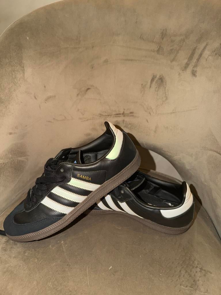Adidas Samba sneakers zwart - Zo goed als nieuw, Kleding | Dames, Schoenen, Ophalen of Verzenden, Zo goed als nieuw, Zwart, Sneakers of Gympen