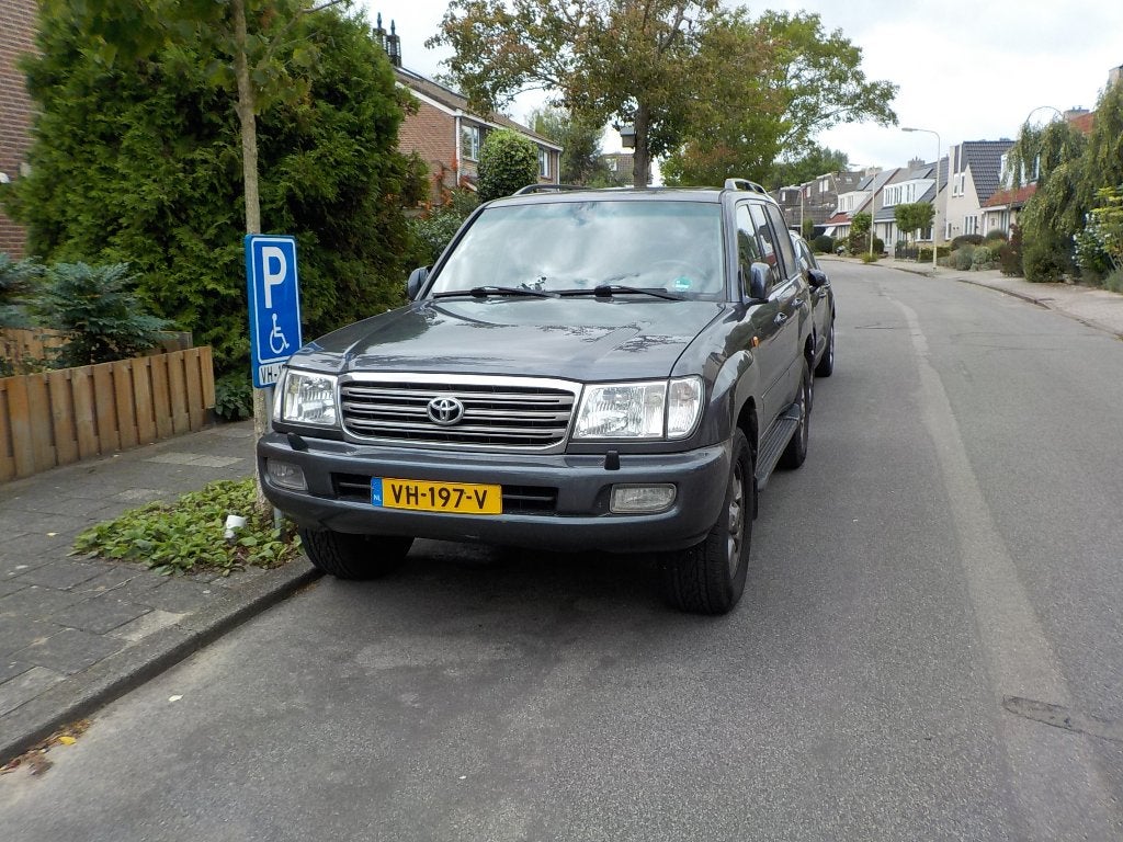 Toyota Land Cruiser  V8  BJ 2005, Auto's, Automaat, 238 pk, 8 cilinders, Bedrijf
