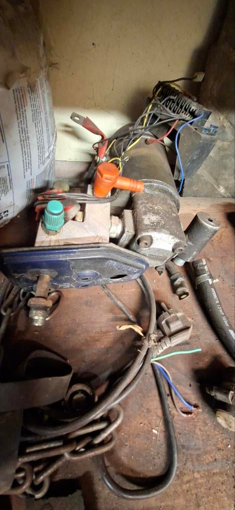DHOLLANDIA 12V hydrauliekpomp, Ophalen, Gebruikt