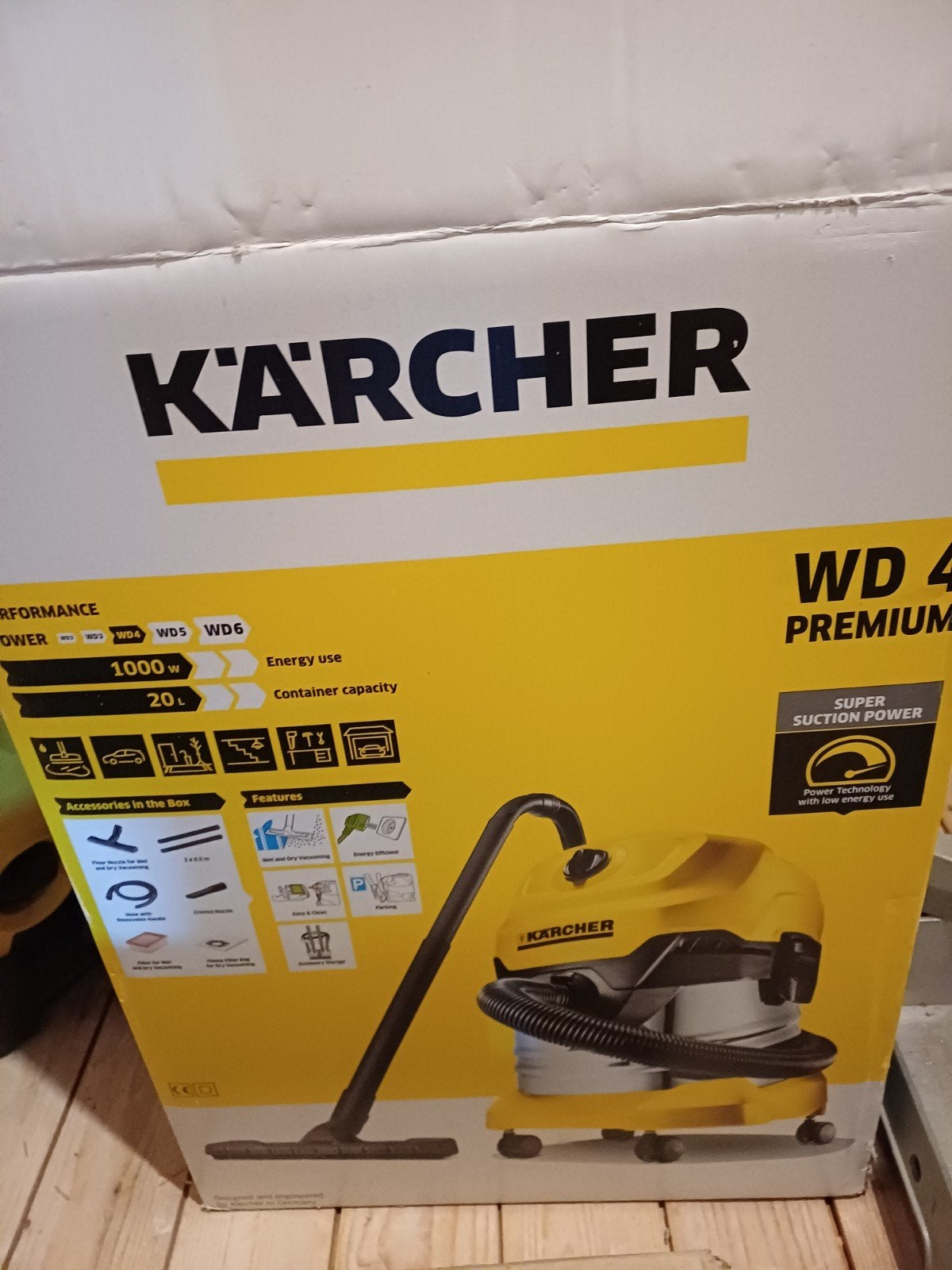 Karcher WD4 nat en stofzuiger nieuw in doos, Ophalen, Nieuw, Waterstofzuiger