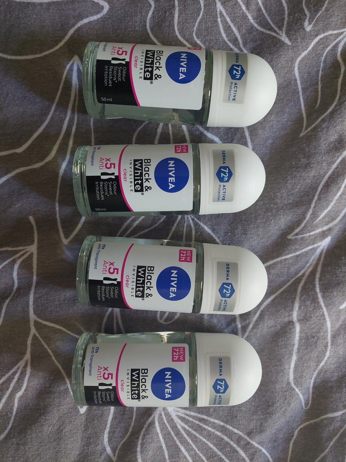 Nivea deo rollers black&white invisible, Ophalen of Verzenden, Nieuw, Overige typen