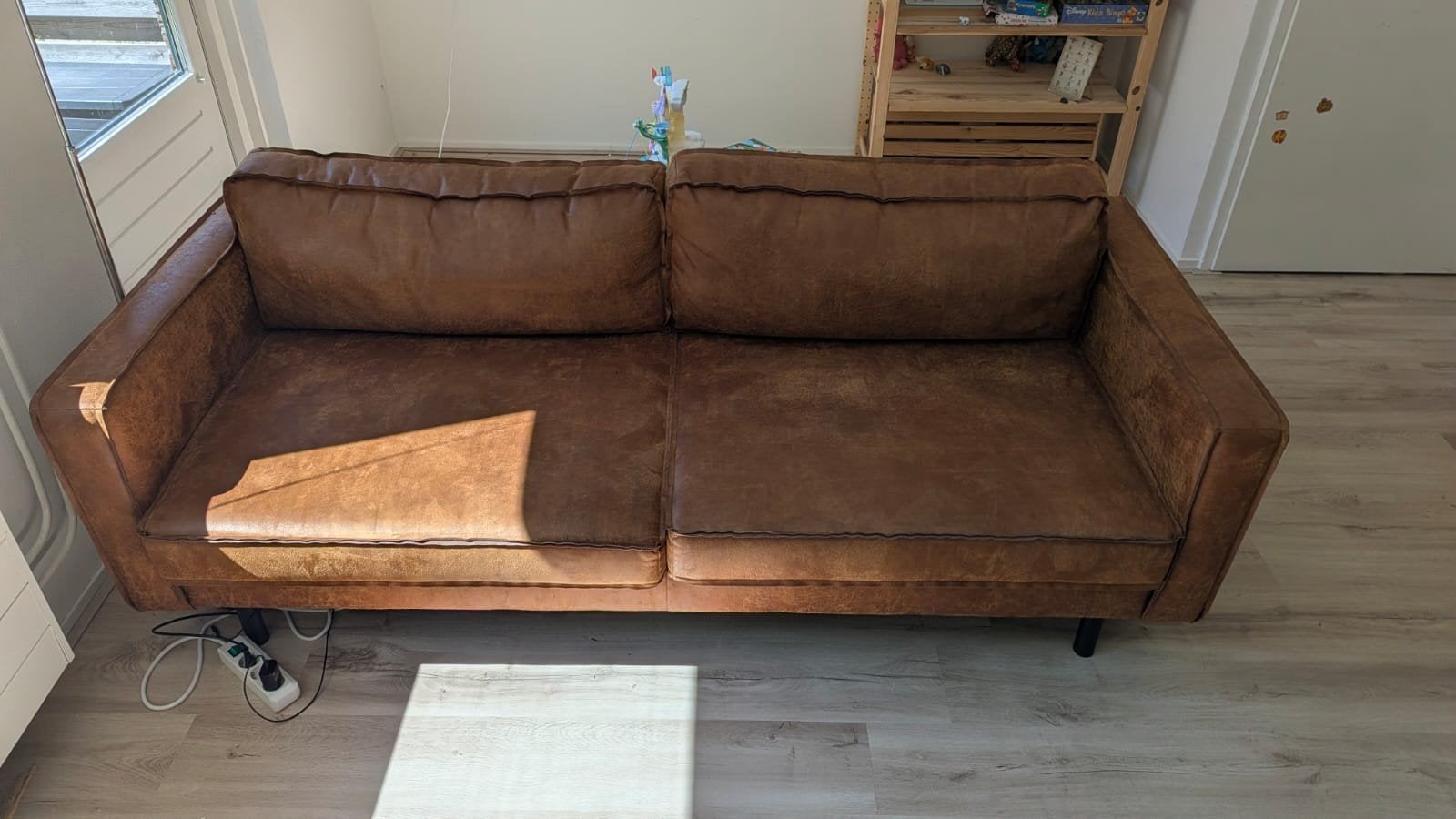 Comfortabele bank en fauteuil, Ophalen, Driepersoons, 75 tot 100 cm, Zo goed als nieuw