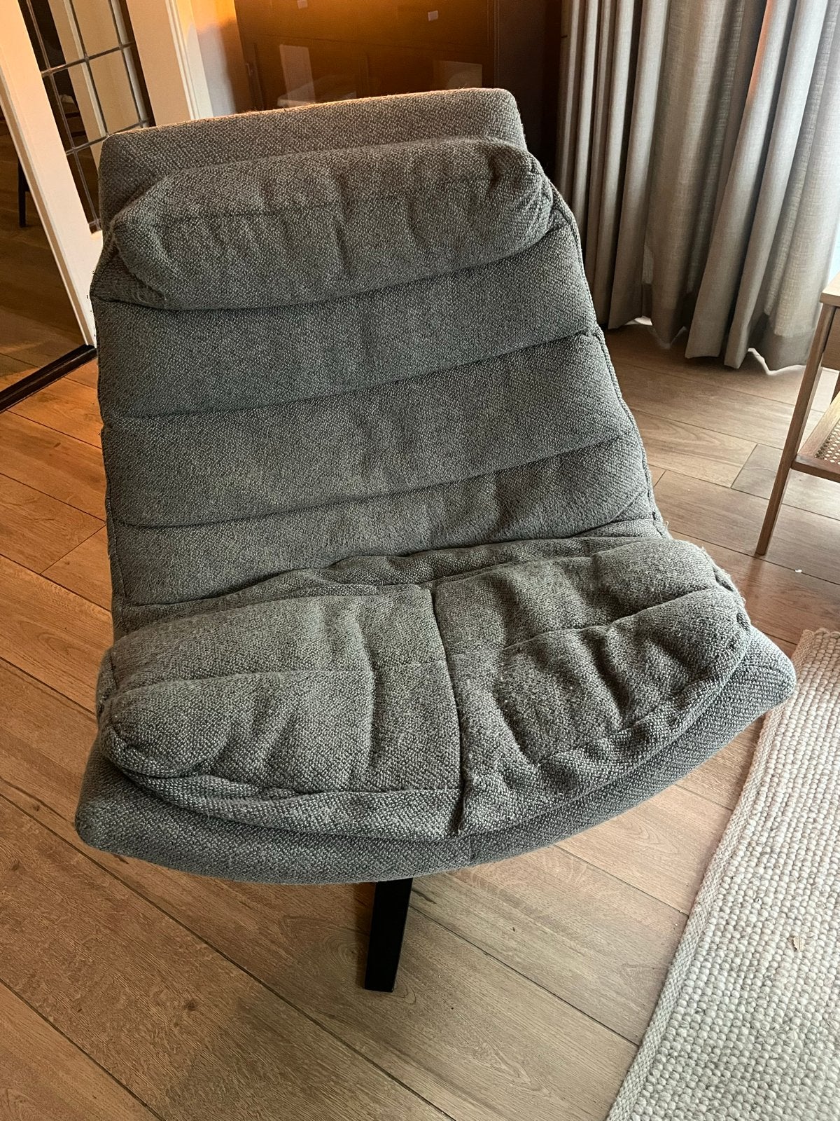 grijze stoffen draai fauteuil. Gratis af te halen., Ophalen, Gebruikt, Eén, Stof