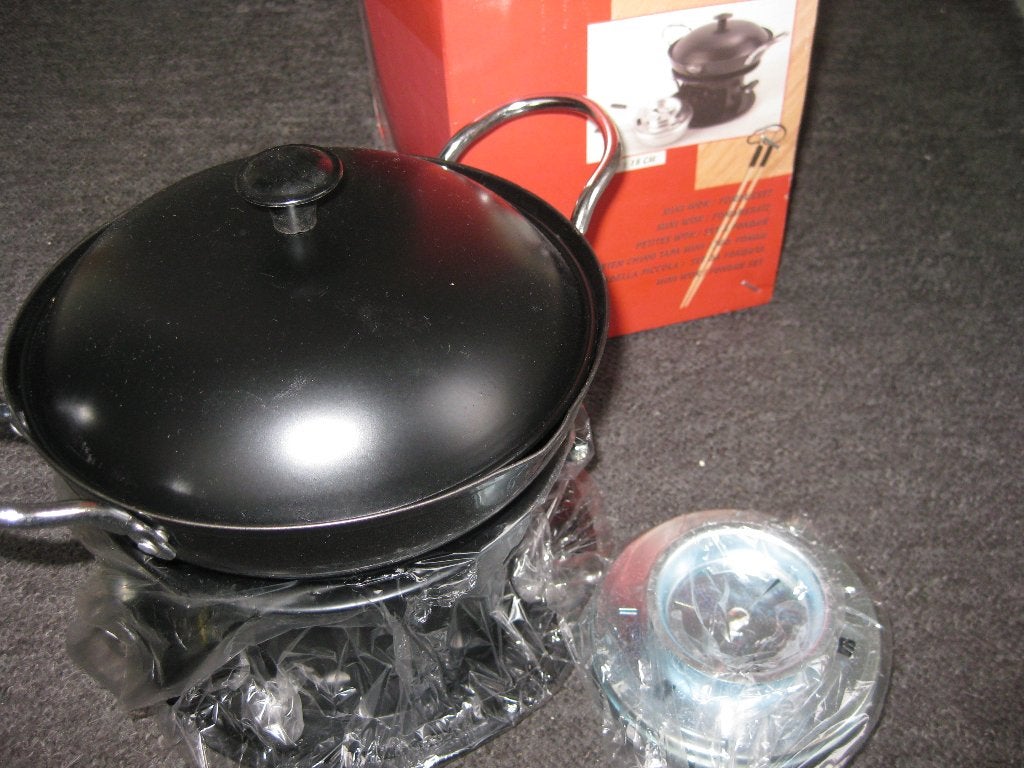 Mini wok/fondueset. (doorsnede ong. 18 cm.) (nieuw), Witgoed en Apparatuur, Fonduesets, Ophalen of Verzenden, Nieuw, Brander, Fondueset