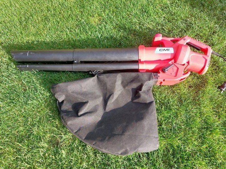 Bladzuiger/Bladblazer 2800W met opvangzak, Gebruikt, Met opvangzak, CMI, Handgedragen