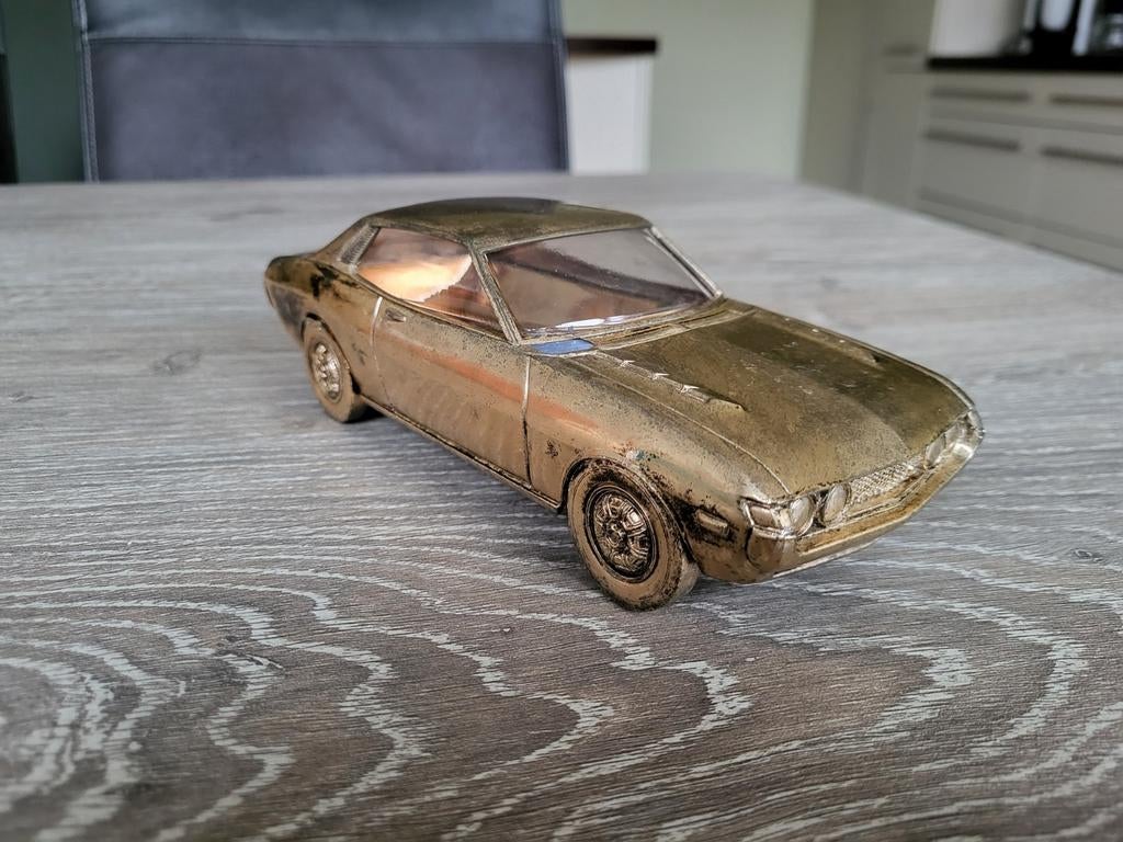 Toyota Celica TA22 TA23 sigarettenhouder schaal 1:18???, Ophalen of Verzenden, Zo goed als nieuw, Auto, Overige merken