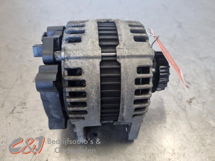 Dynamo van een Volkswagen Transporter, Gebruikt, -, Volkswagen, -