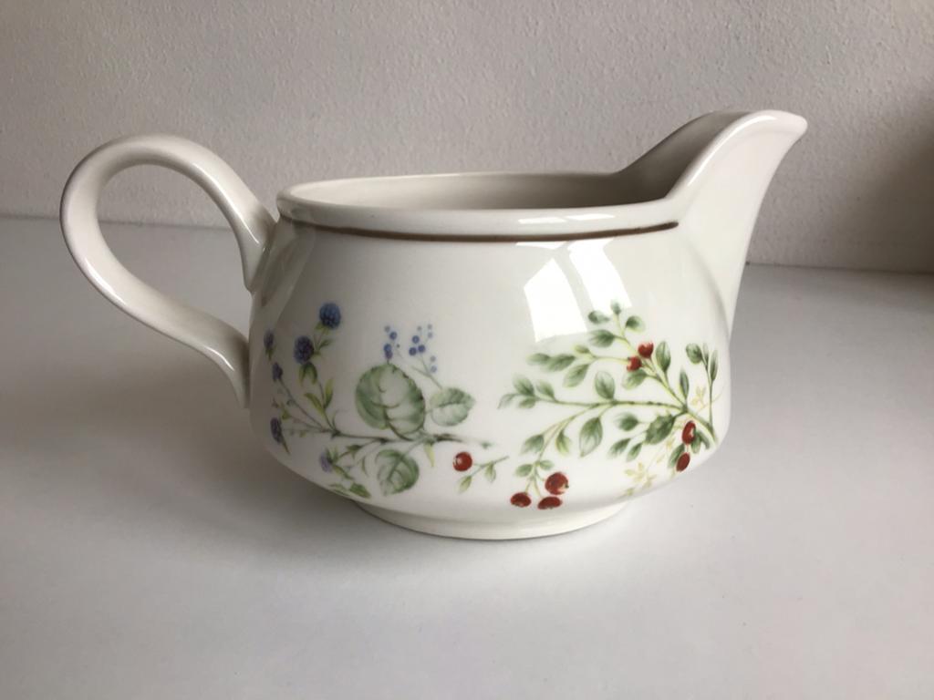 Sauskom kan Royal Albert Bitter Sweet Country Garden - NIEUW, Ophalen of Verzenden, Nieuw, Keramiek, Kom(men)