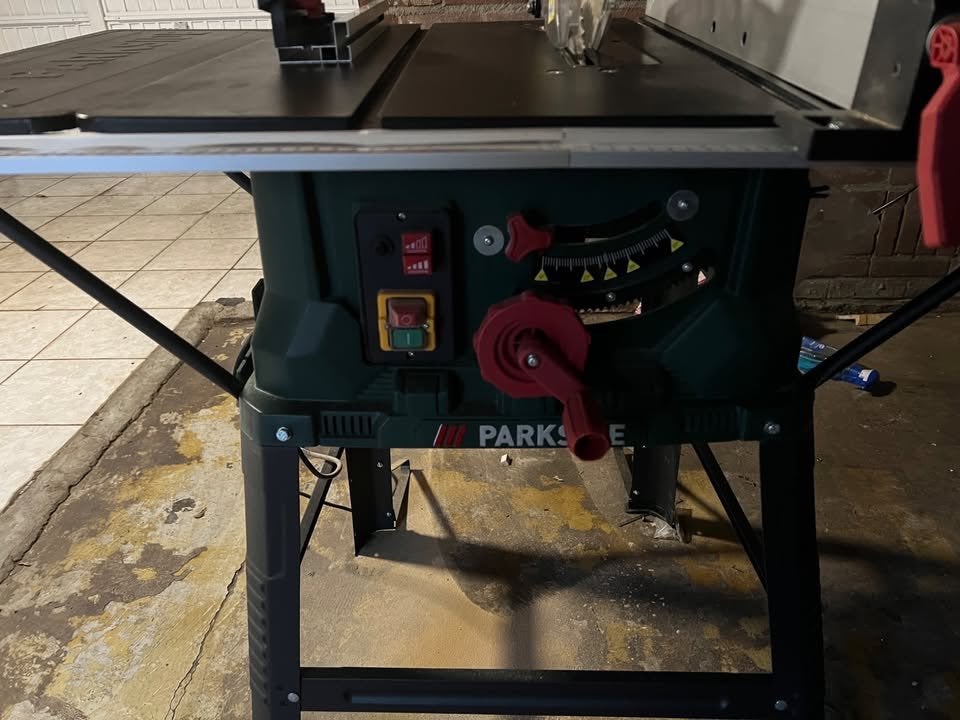 Foto 2 van Gereedschap van alles wat ook nieuw wegens verhuizing