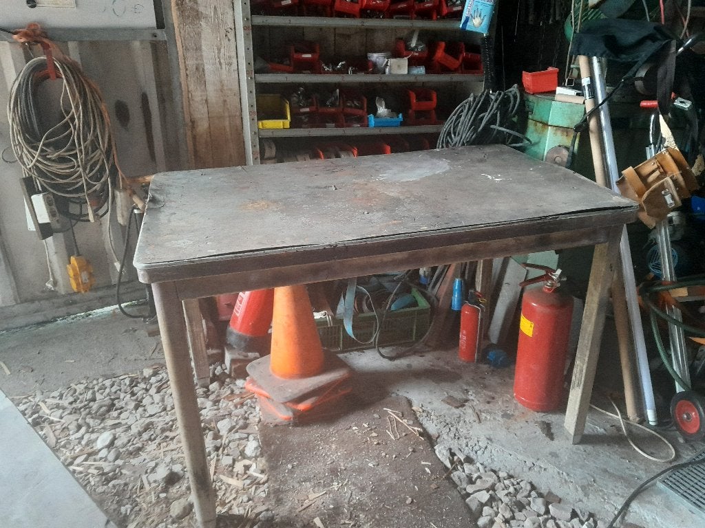 tk 2 Gispen  tafels opknappers, Ophalen of Verzenden, Gebruikt, Rechthoekig, 50 tot 100 cm
