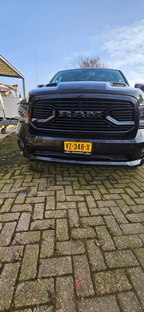 Dodge RAM Dodge RAM 2016, Automaat, 2661 kg, Zwart, 5654 cc