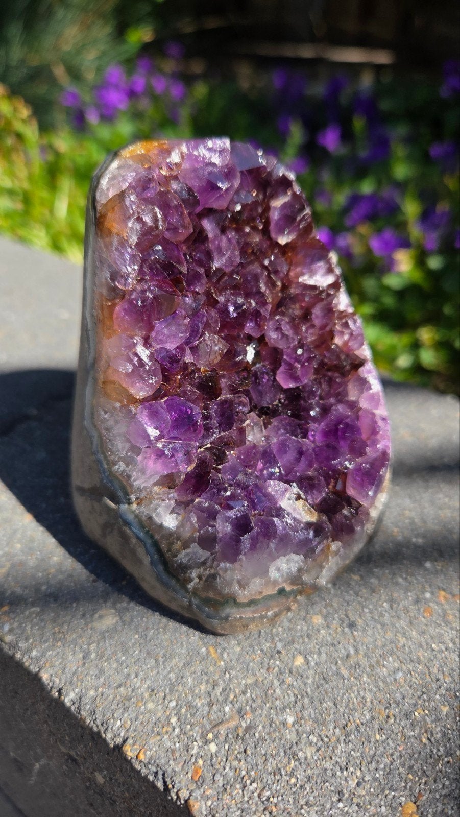 Uruguay Amethist Geode - 570 gram, 9x6 cm, Ophalen of Verzenden
