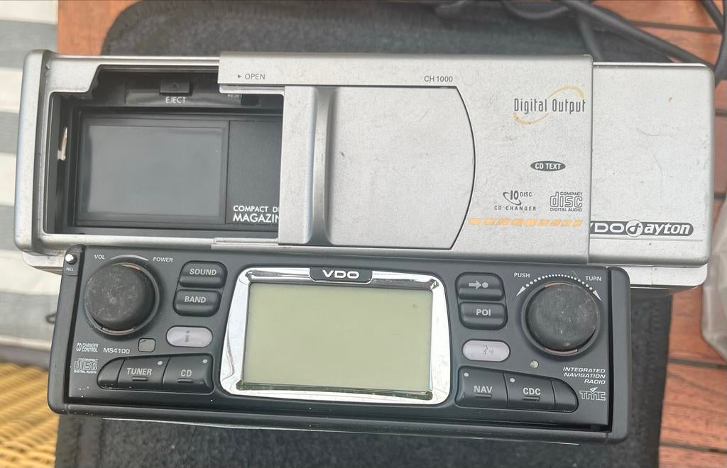 VDO Dayton Radio Navigatie met Wisselaar en Accessoires, Ophalen of Verzenden, Gebruikt