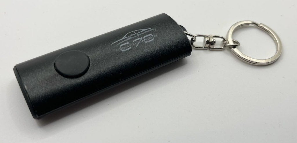 Volvo C70 klub sleutelhanger met lampje, Verzamelen, Sleutelhangers, Ophalen of Verzenden, Nieuw, Merk