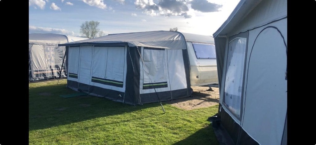 Caravan adria 5206UK, Luifel, Rondzit, 750 - 1000 kg, Particulier