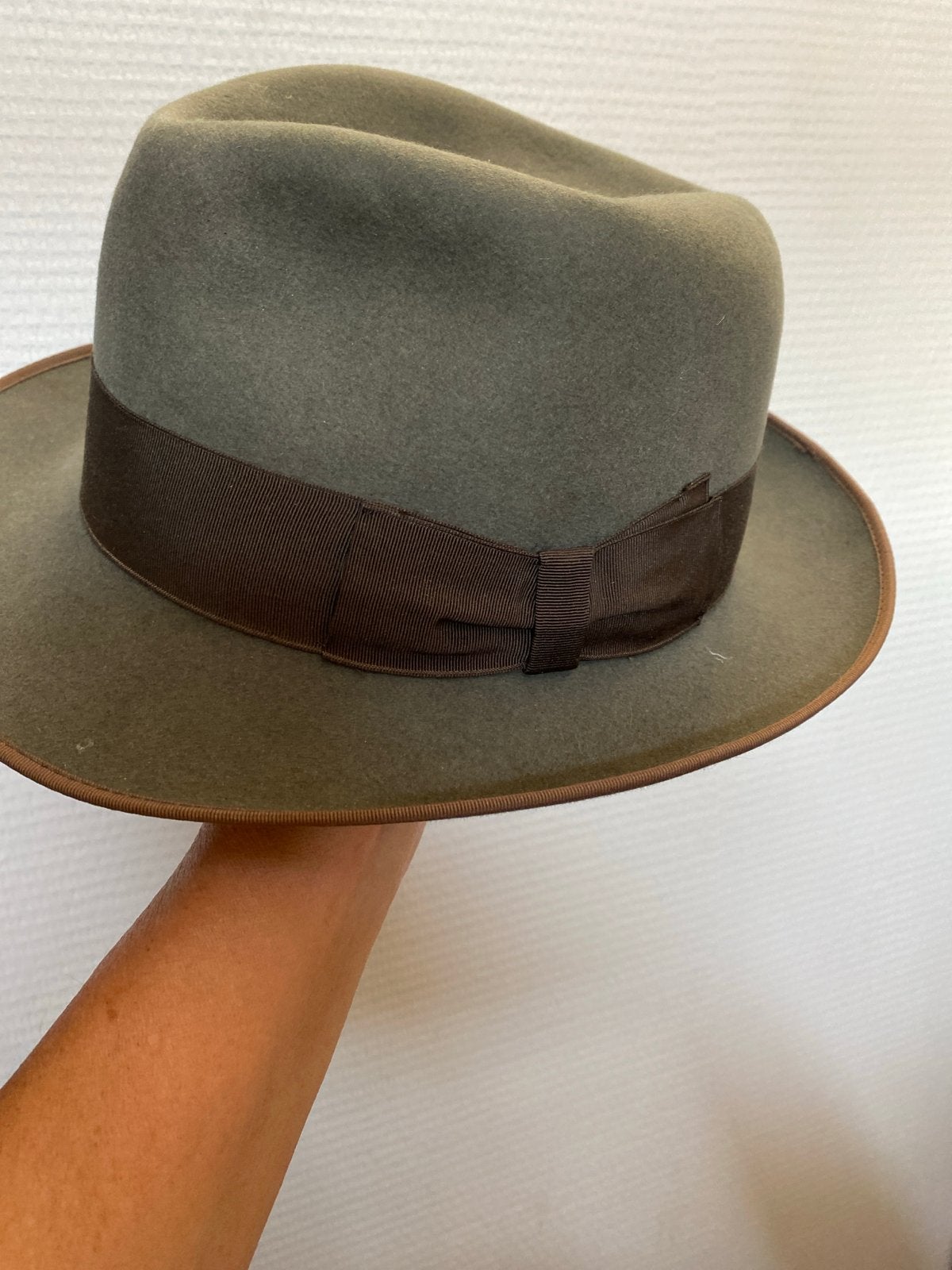 Vintage Borsalino Hoed - Jos van Dijck Utrecht, Kleding | Heren, Hoeden en Petten, Ophalen of Verzenden, Zo goed als nieuw, One size fits all