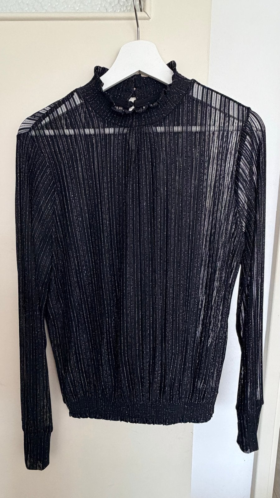 Pieces top maat L, ideaal voor feestjes, nauwelijks gedragen, Zwart, Maat 42/44 (L), Ophalen of Verzenden, Lange mouw
