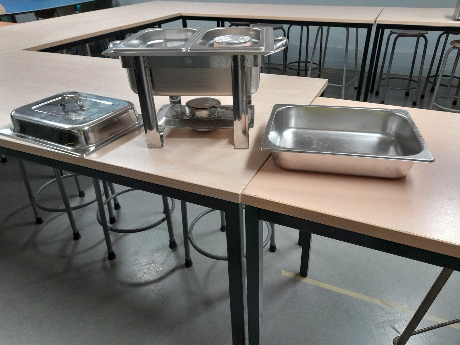 Chafing Dish met 1 branderpasta, Pastamachine, Ophalen, Zo goed als nieuw