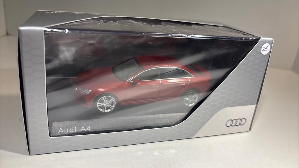 Audi a4 red spark 1.43, Overige merken, Auto, Ophalen of Verzenden, A