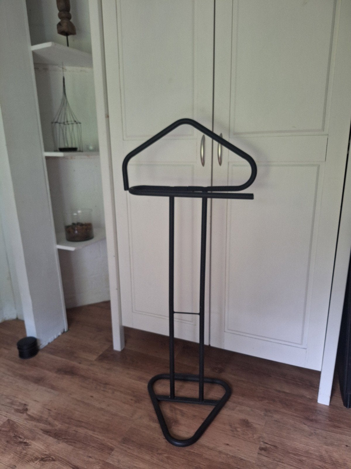 Zwarte metalen staande kapstokken / dressboy (2 stuks), Ophalen, Gebruikt, 100 tot 150 cm, Metaal