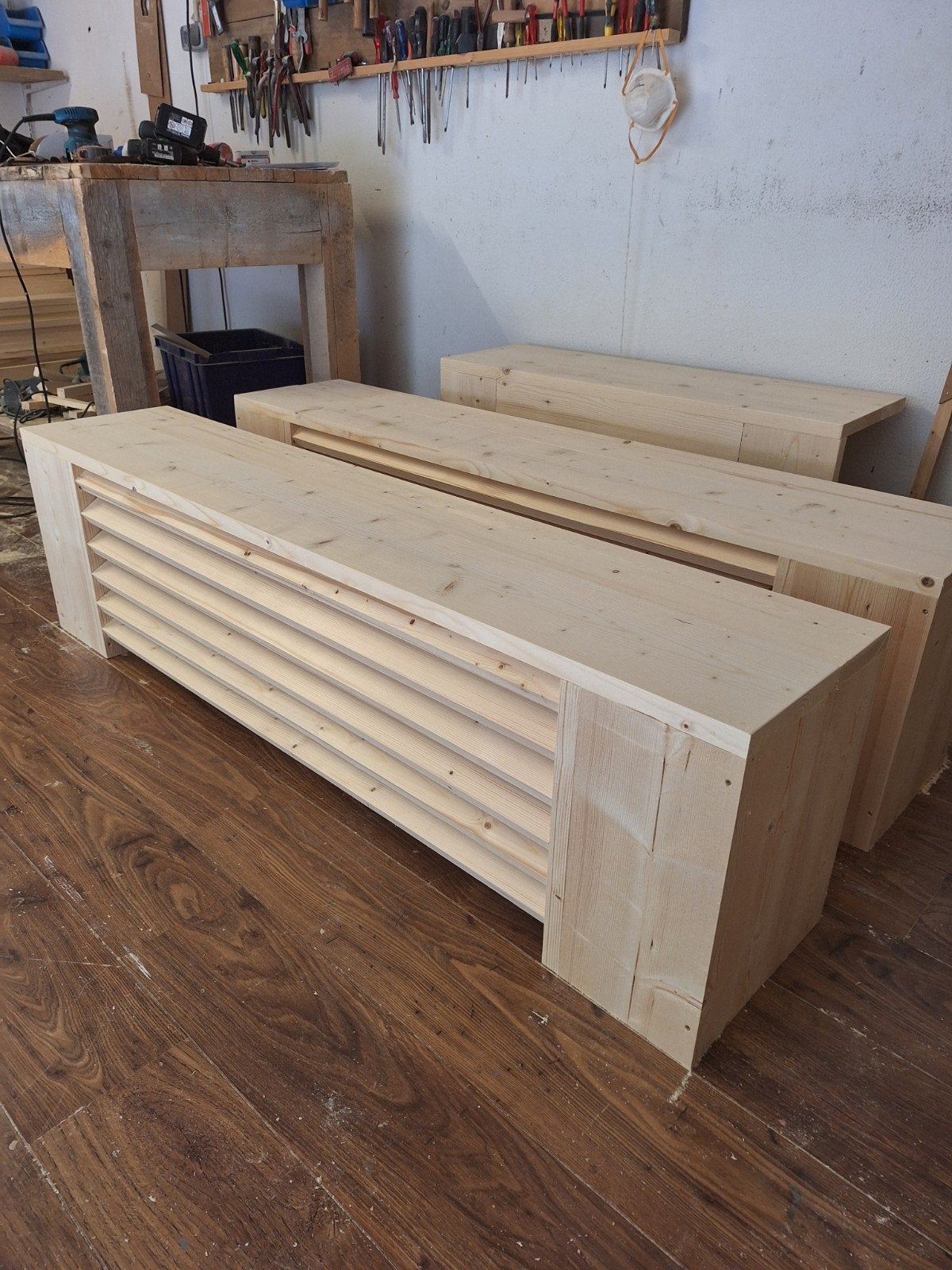Radiator ombouw van terug gedroogd en geschaafd steigerhout, Ophalen, Nieuw