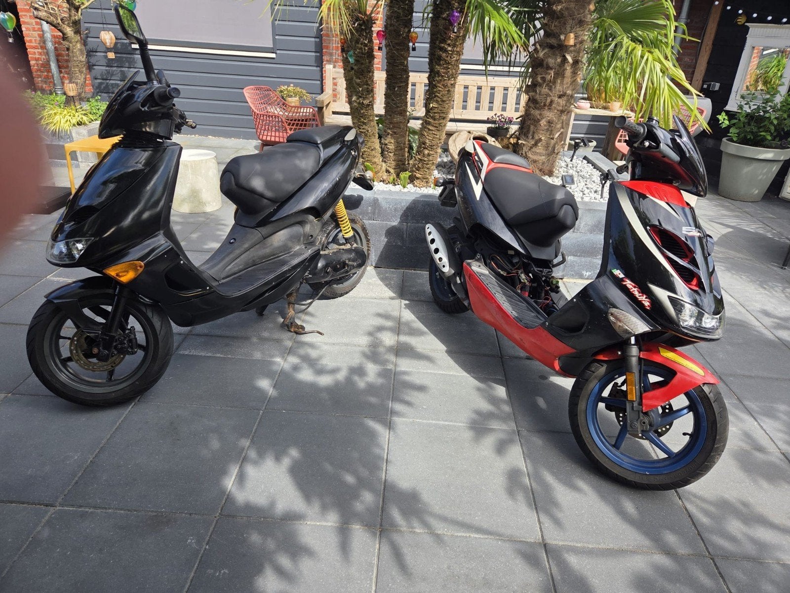 Aprilia SR50 2 stuks en onderdelen, Fietsen en Brommers, Scooters | Aprilia, Ophalen, Gebruikt, Maximaal 45 km/u, SR 50
