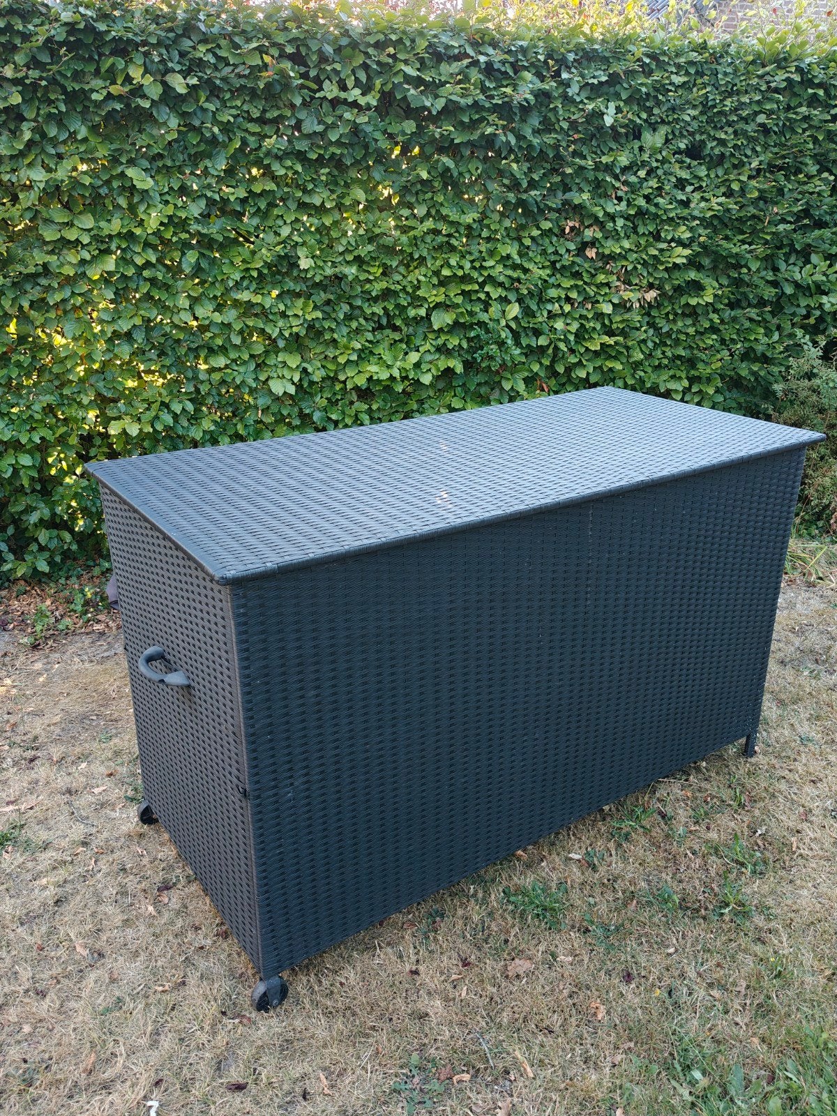 Grote kunststof opbergbox voor tuinkussens met wielen, Ophalen, Gebruikt, Kunststof, Overige typen