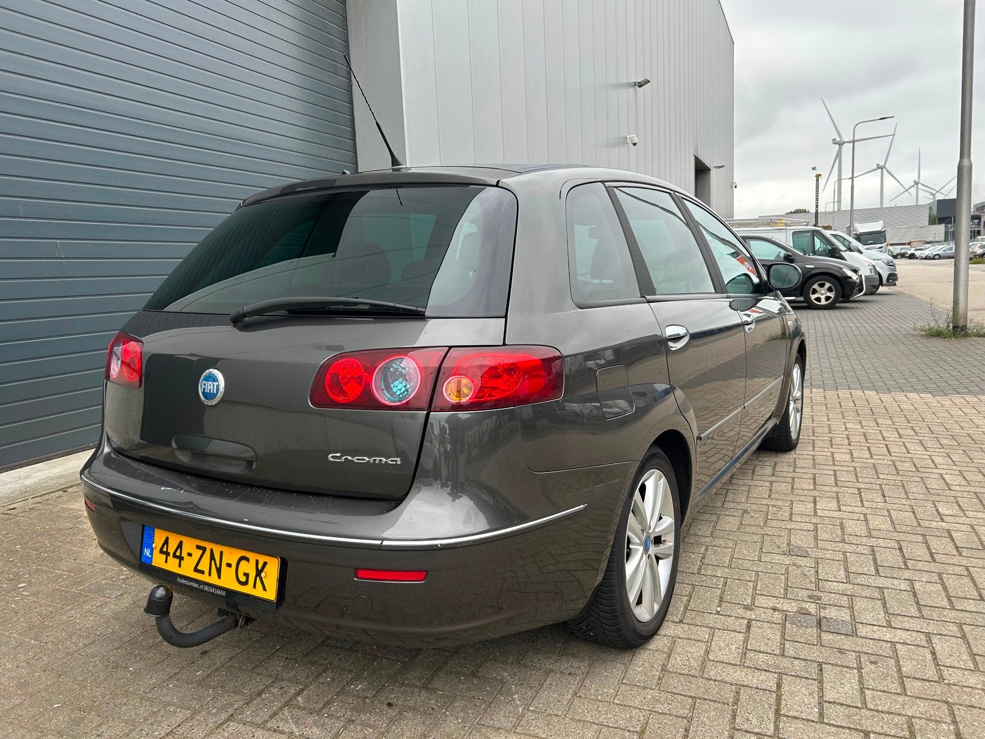 Fiat Croma 2.2i 16V Dynamic AUT PANO CLIMA NAP, Gebruikt, 4 cilinders, 700 kg, 1505 kg