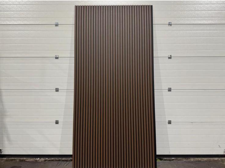 Wandbekleding/ Gevelbekleding Composiet IPE  2900 mm 16 mm, Doe-het-zelf en Verbouw, Platen en Panelen, Ophalen of Verzenden, Zo goed als nieuw