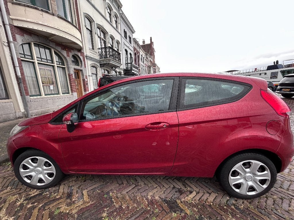 Ford Fiësta 1.25 44KW 3DR 2009, Auto's, Voorwielaandrijving, 4 cilinders, Overige bekleding, Handgeschakeld