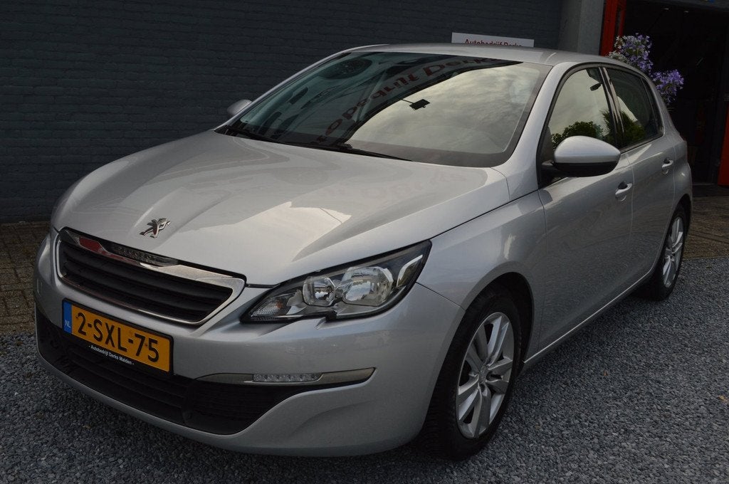 Peugeot 308 1.6 THP Active Airco Navi 5Drs Trekhaak Nieuwsta, Auto's, Peugeot, Euro 5, Gebruikt, 49 €/maand, Bedrijf