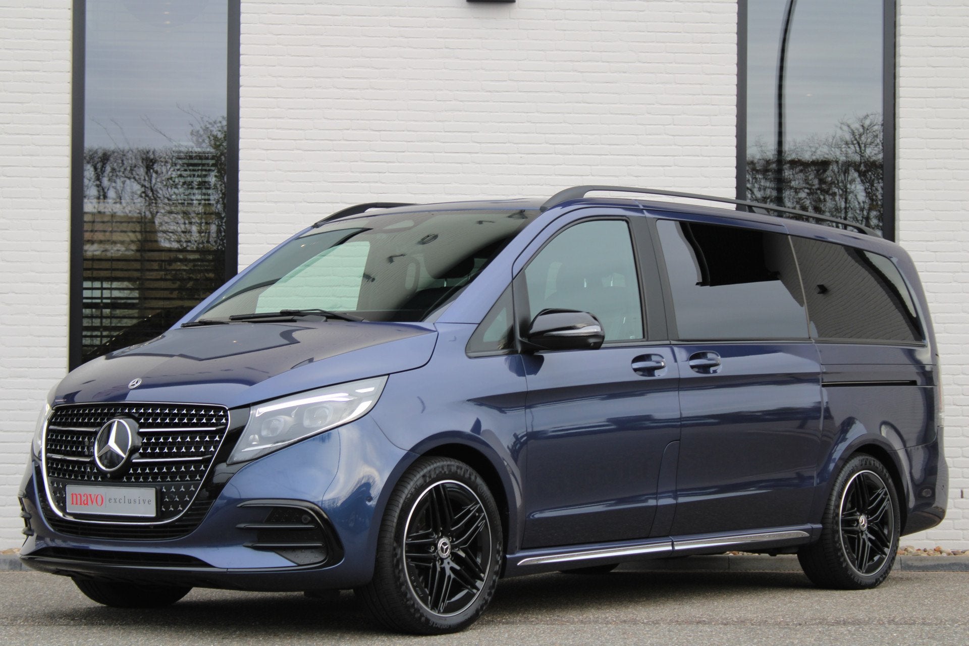 Mercedes-Benz V-Klasse 300 Benzine! / Lang / AMG / 7-persoon, Auto's, Mercedes-Benz, Automaat, Achterwielaandrijving, Gebruikt