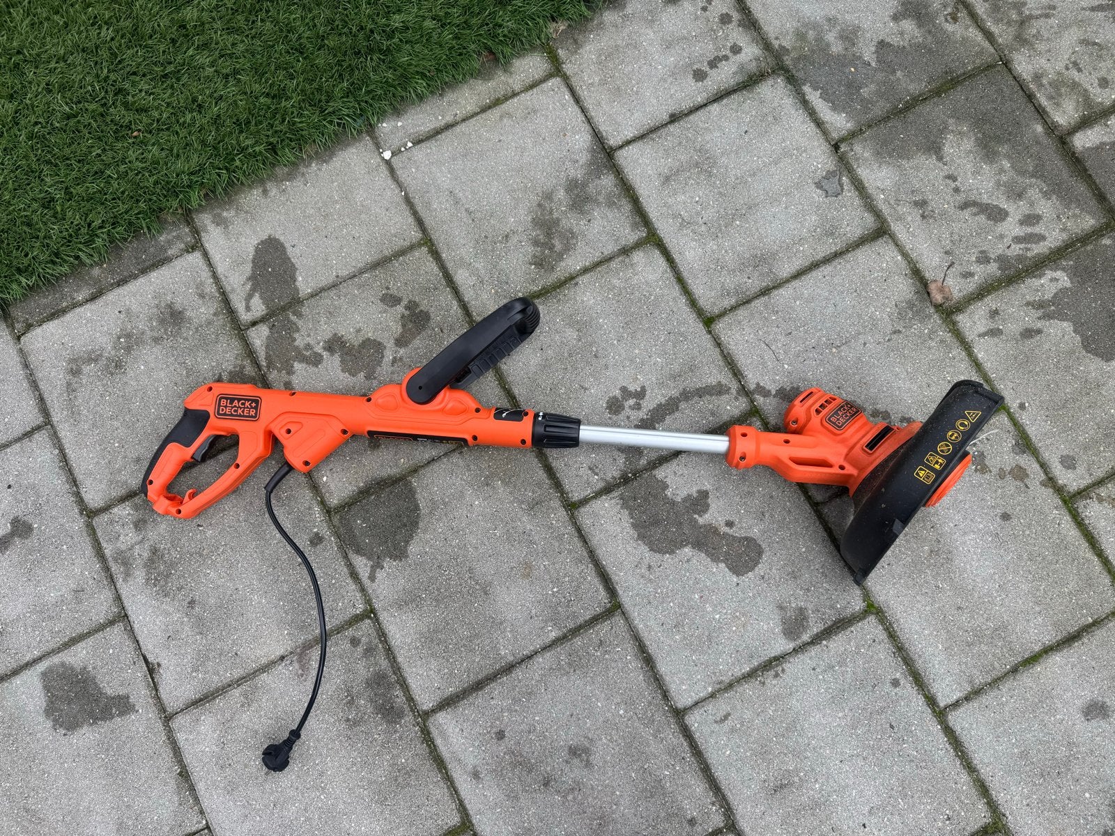 Black+Decker grastrimmer - Elektrisch, Ophalen of Verzenden, Gebruikt, 30 tot 50 cm, Elektrisch