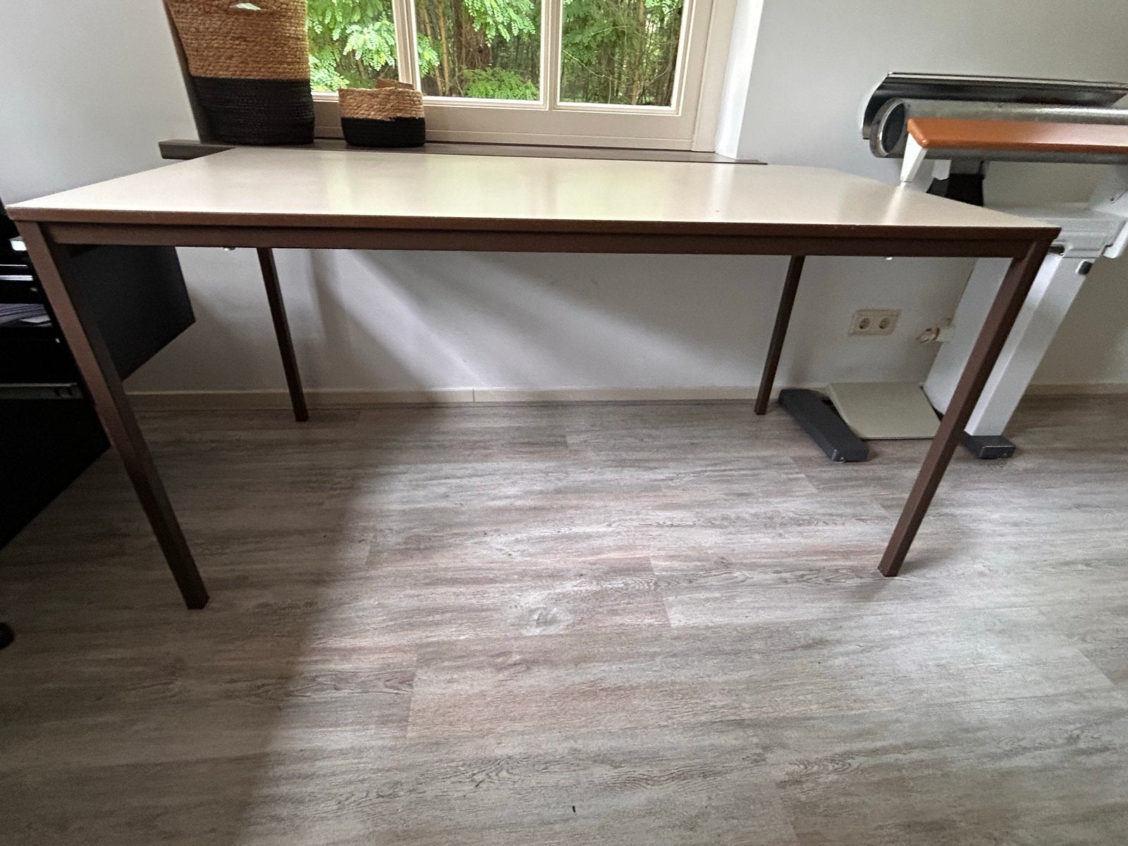 GRATIS bureau, Huis en Inrichting, Tafels | Eettafels, Ophalen, Gebruikt, 100 tot 150 cm, 50 tot 100 cm