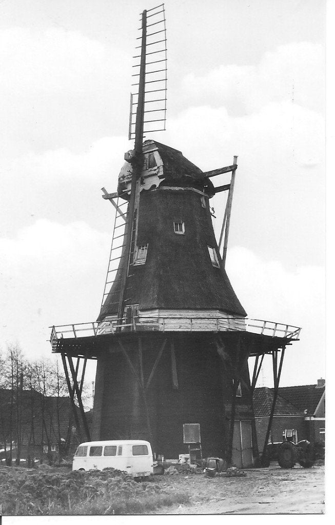 Ansichtkaart Korenmolen 'De Leeuw' Zeerijp (1973), Ophalen of Verzenden, 1960 tot 1980, Ongelopen, Groningen
