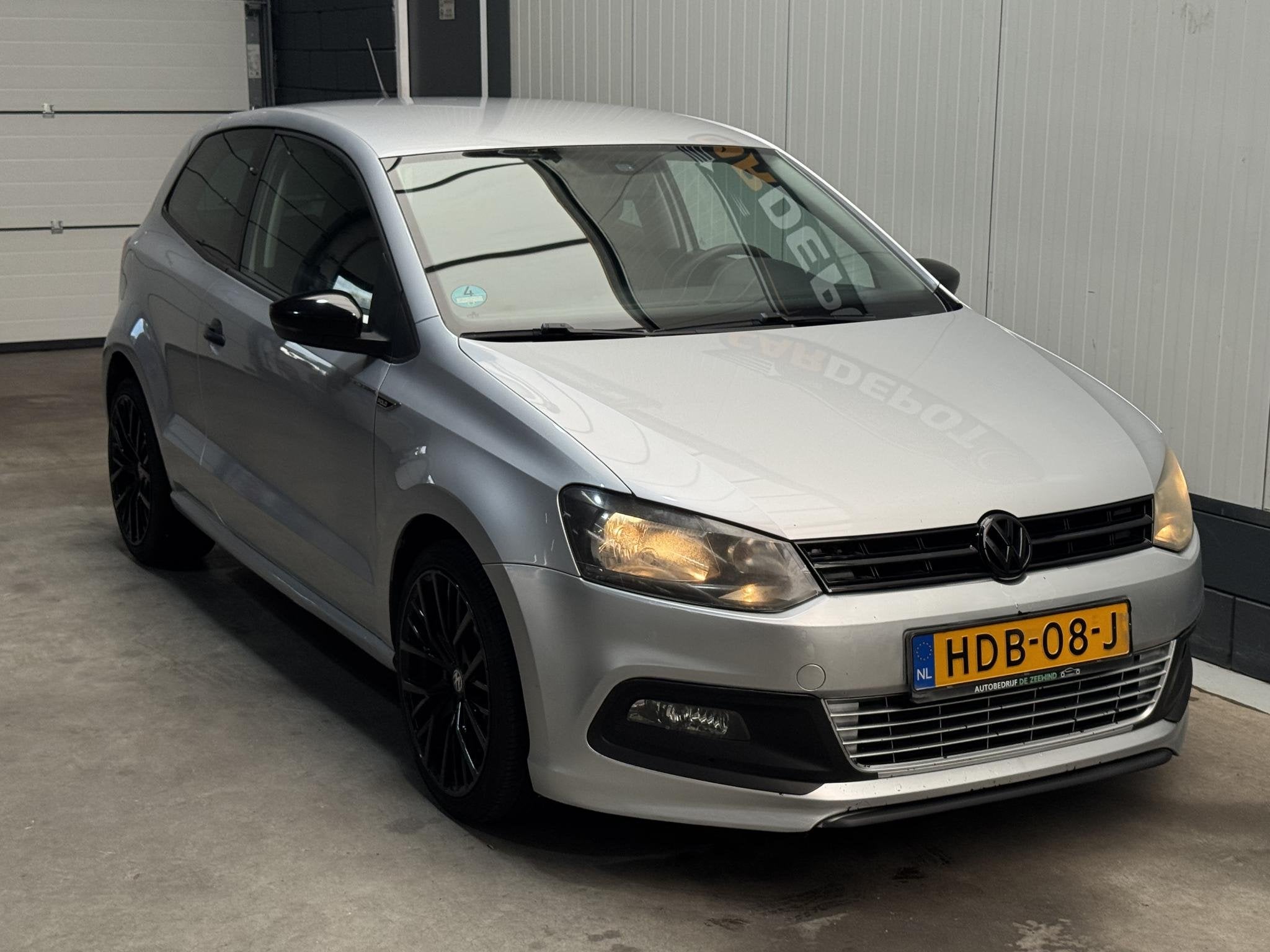 Volkswagen Polo 1.2 Easyline, Voorwielaandrijving, Euro 5, Gebruikt, Zwart