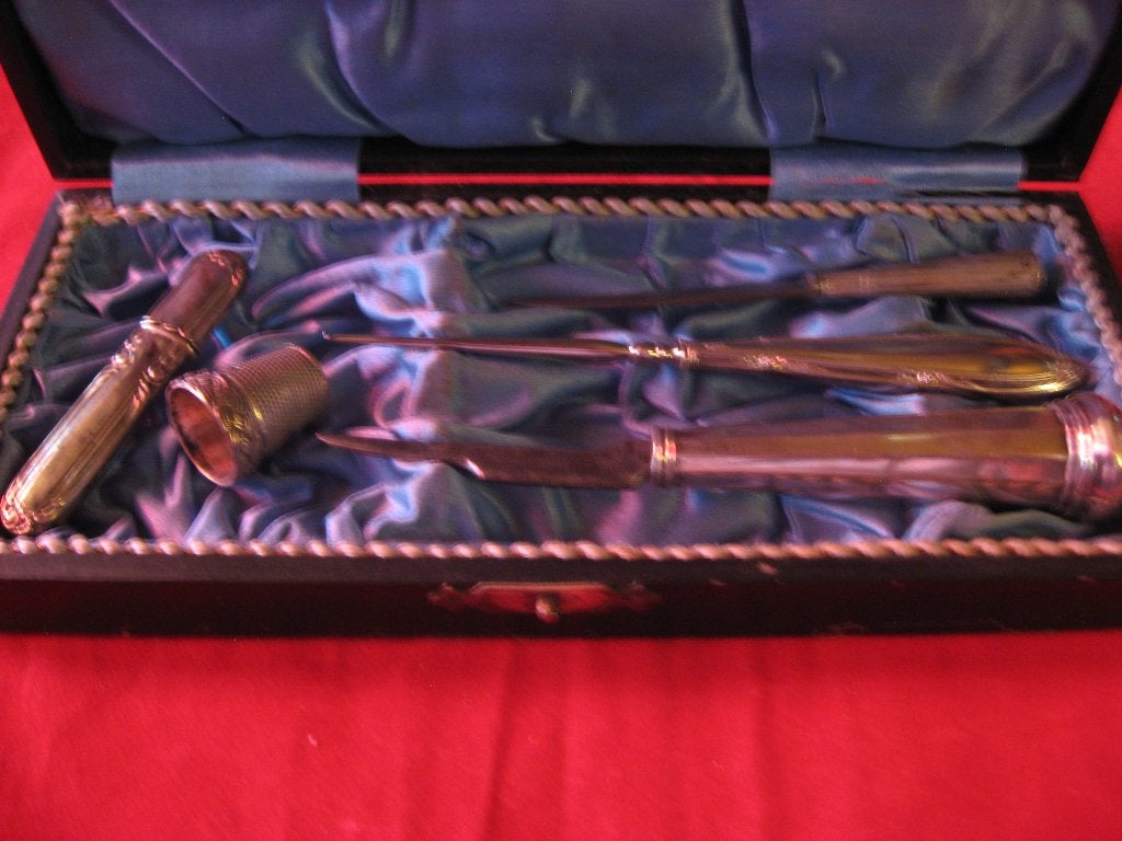 Naaigarnituur zilver in cassette, Verzenden, Zilver