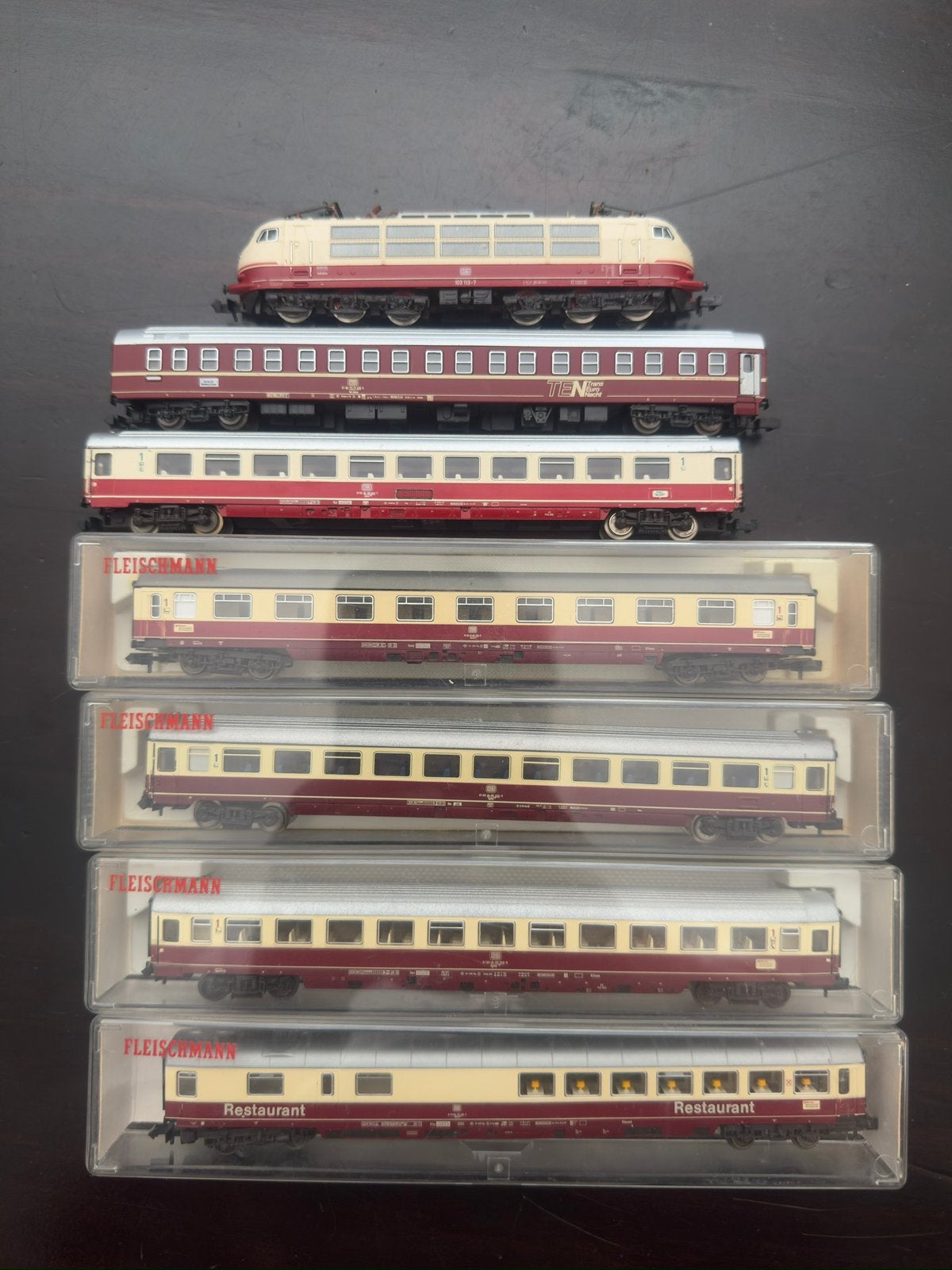Minitrix/Fleischmann/Roco BR103 TEE set NEM schacht | 1/160, Gelijkstroom, Fleischmann, Ophalen of Verzenden, Analoog
