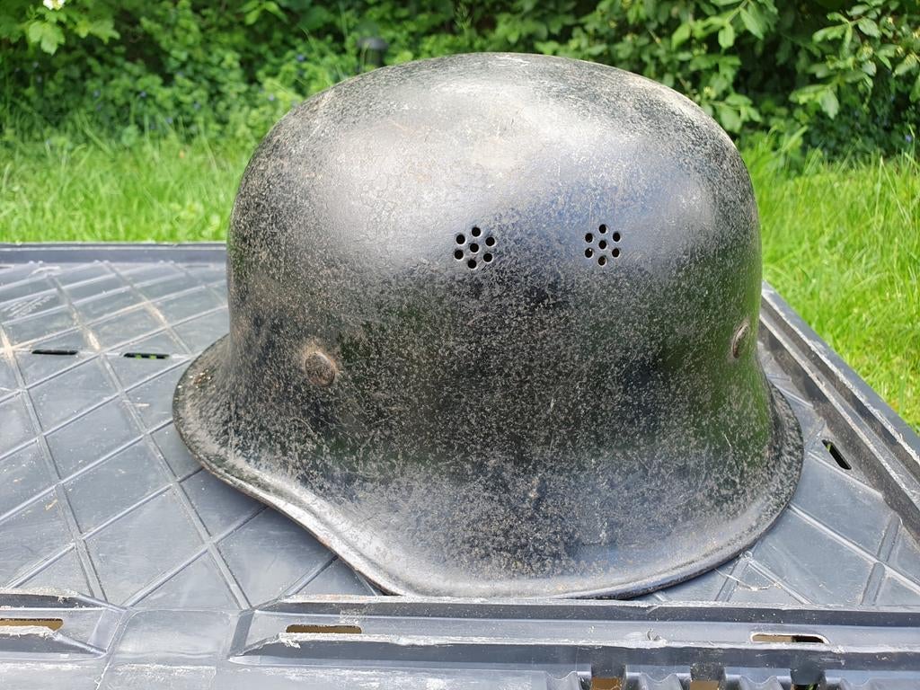 Duitse m34 helm., Verzamelen, Militaria | Algemeen, Ophalen of Verzenden, Landmacht, Duitsland, Helm of Baret