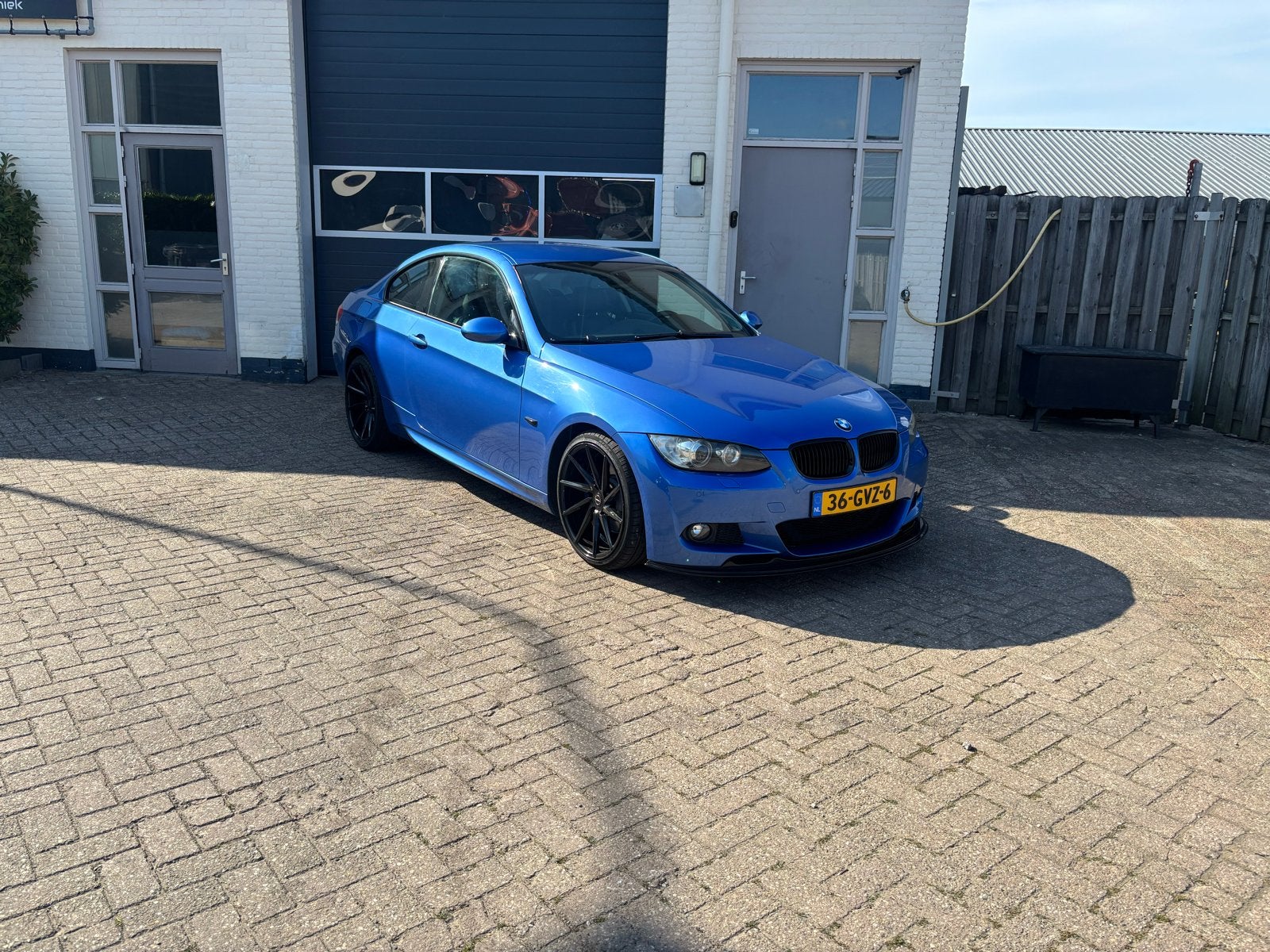 BMW 3-Serie 3.0 I 325 Coupe AUT 2008 Blauw, Automaat, 745 kg, Achterwielaandrijving, 2996 cc