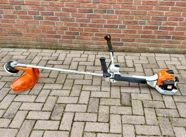 Zgan Stihl FS 461C-EM L Krachtige benzine bosmaier, Ophalen, Zo goed als nieuw, 30 tot 50 cm, Benzine