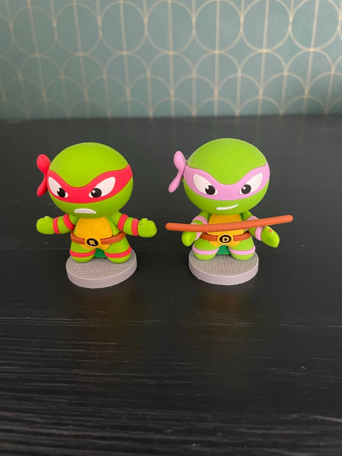 Teenage Mutant Ninja Turtles beeldjes - Kapot te wapens, Ophalen of Verzenden, Gebruikt