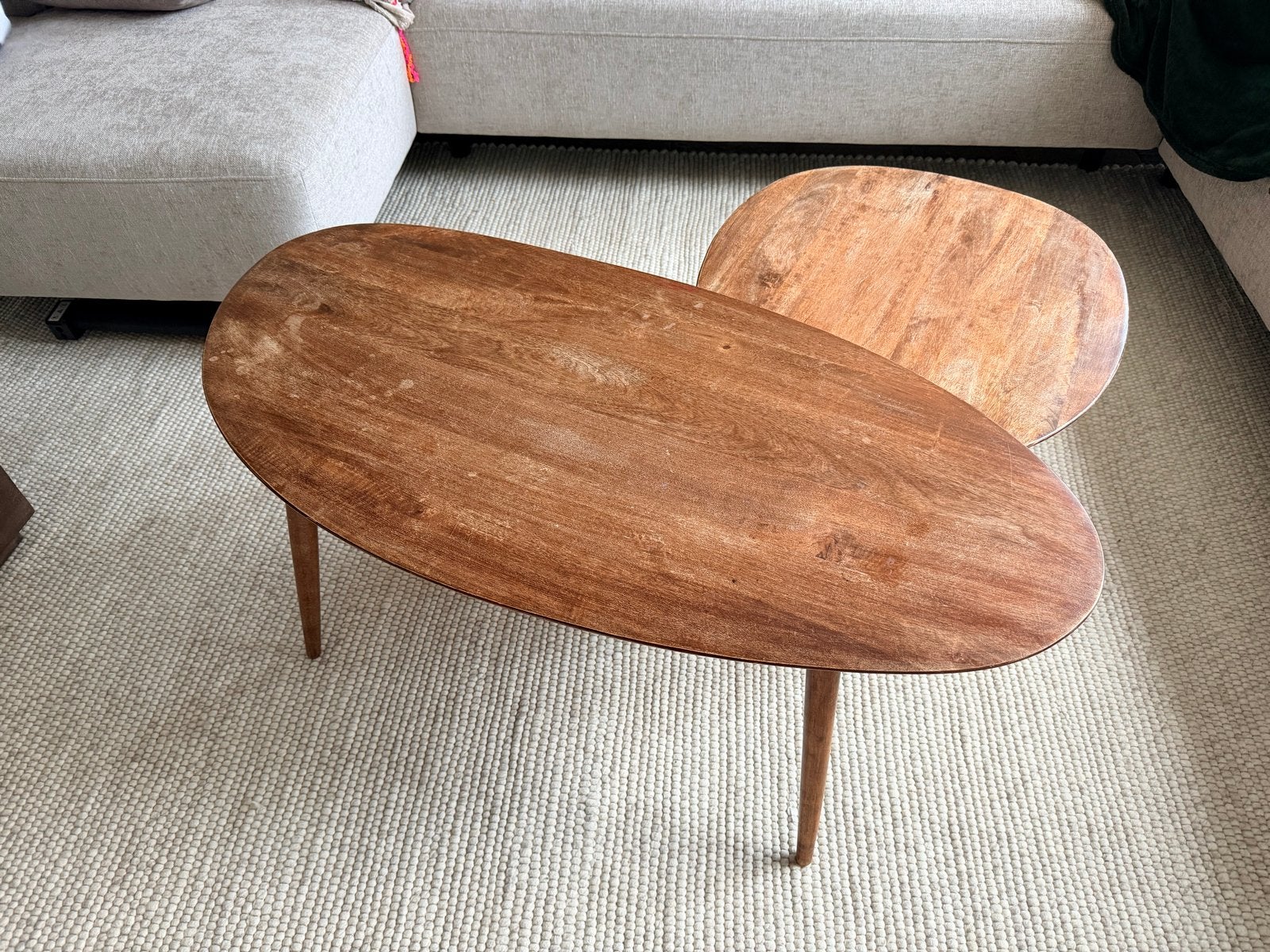 2x Zara Afgeschuinde Houten Salontafels, Huis en Inrichting, Ophalen, Gebruikt, 50 tot 100 cm, Ovaal