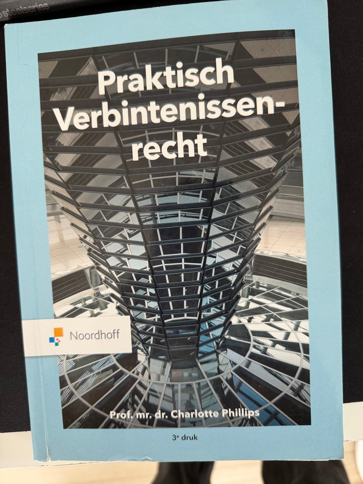 Praktisch Verbintenissenrecht - Prof. mr. dr. Charlotte Phil, Ophalen of Verzenden, Gamma, Gelezen, HBO