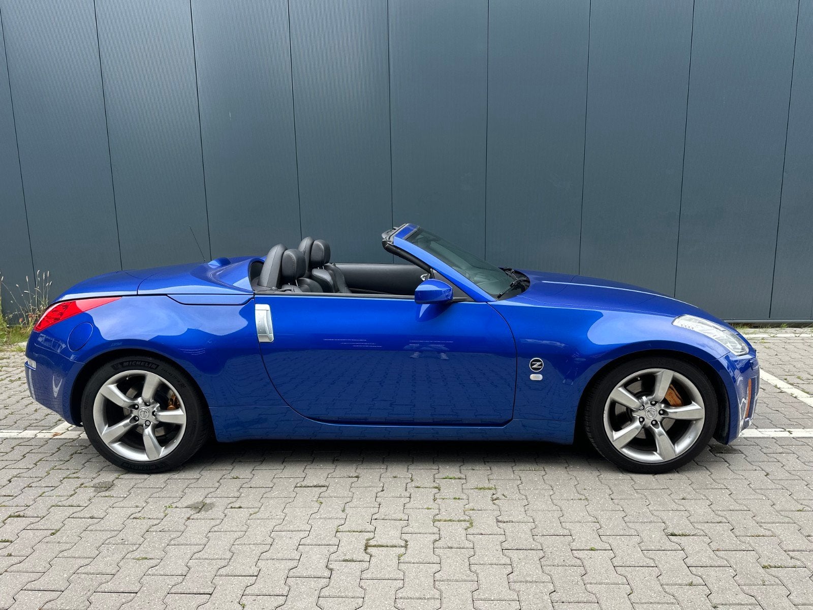 Nissan 350Z 3.5 V6 Roadster 2006 Daytona Blue metallic, Auto's, 350Z, Achterwielaandrijving, Zwart, Cabriolet