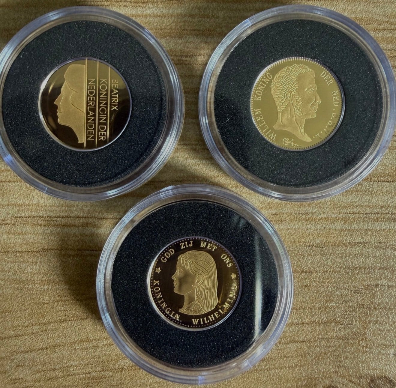 Set van 3 gouden munten 24 karaat Goud Nederlands, Ophalen of Verzenden, Overige waardes, Setje, Goud