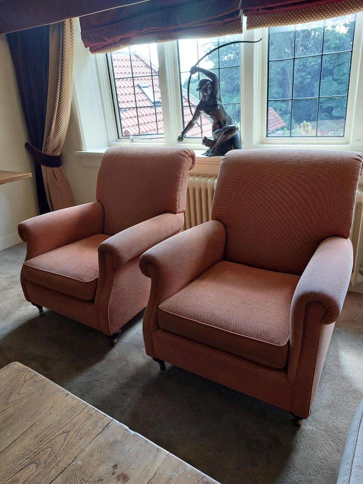 2 Engelse stijl fauteuils, Ophalen, 75 tot 100 cm, Zo goed als nieuw, Stof