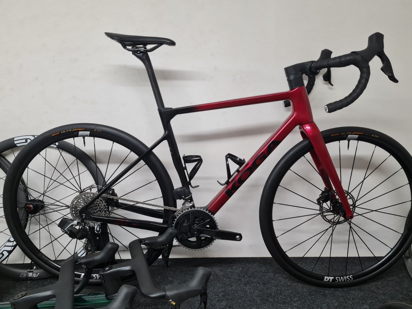 Zgan Koga Roqa maat 52cm Rival AXS 2x12 carbon racefiets, Fietsen en Brommers, Fietsen | Racefietsen, 28 inch, Carbon, 49 tot 53 cm