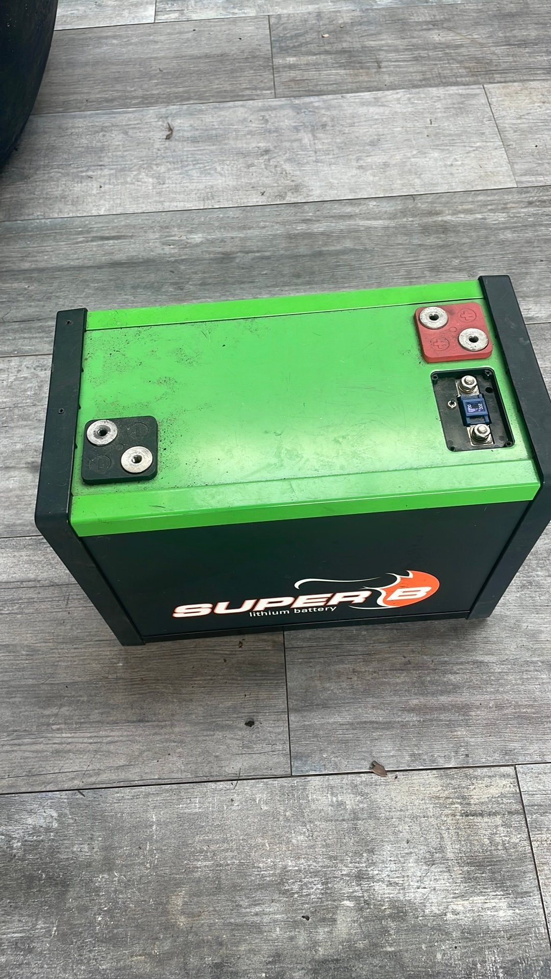 Super B Lithium Accu SB12V100E-ZC  Defect, Auto-onderdelen, Gebruikt, Universele onderdelen