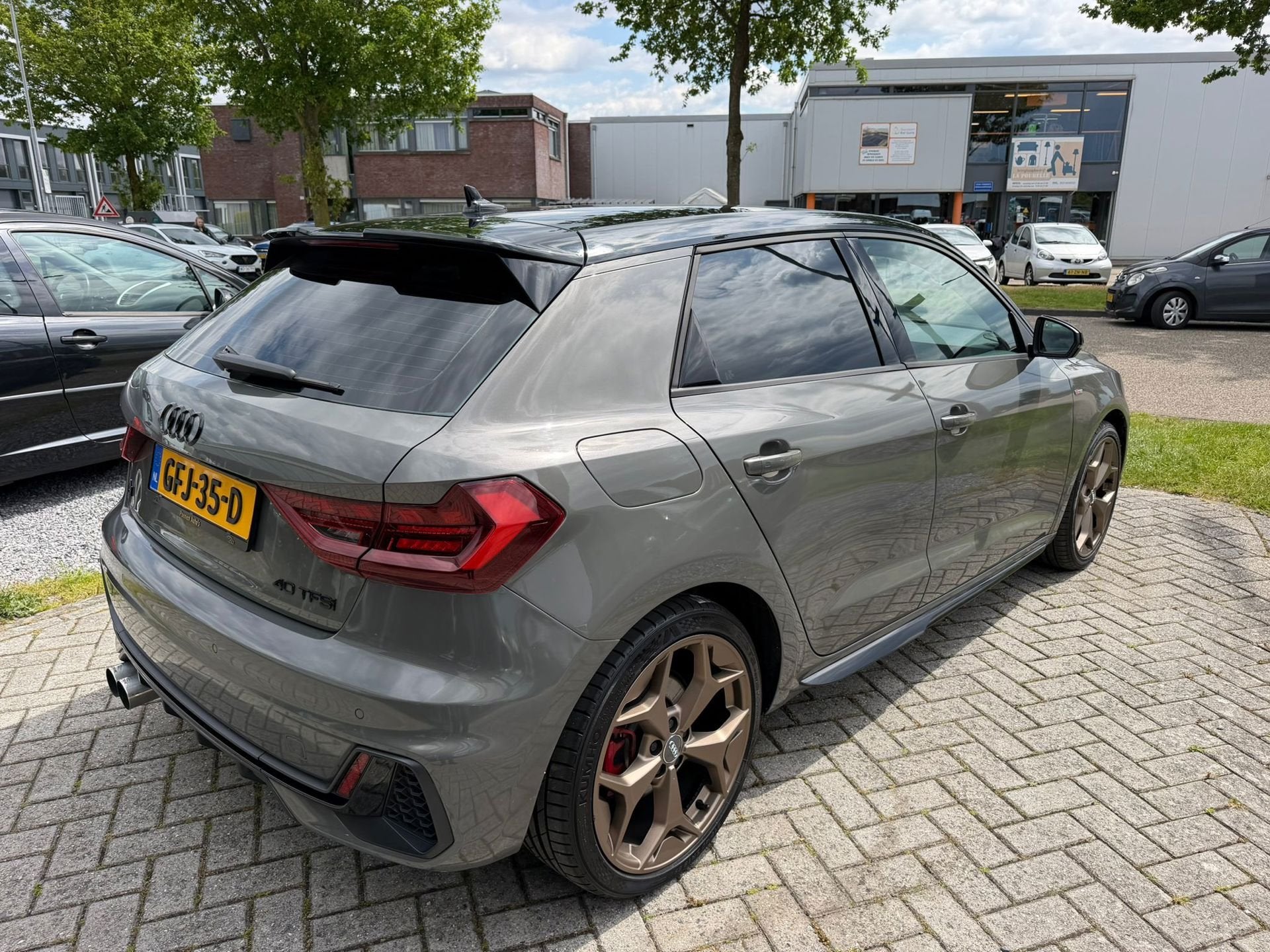 Audi A1 SPORTBACK 40 TFSI edition one|ACC|Milltek|Cam|Carpla, Auto's, Audi, Automatische klimaatregeling, Euro 6, 4 cilinders